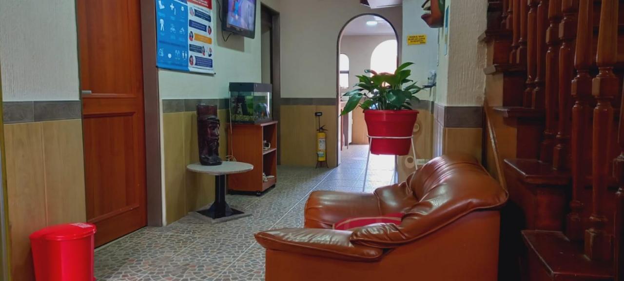 Hoteles Bogota Inn Colonial Экстерьер фото