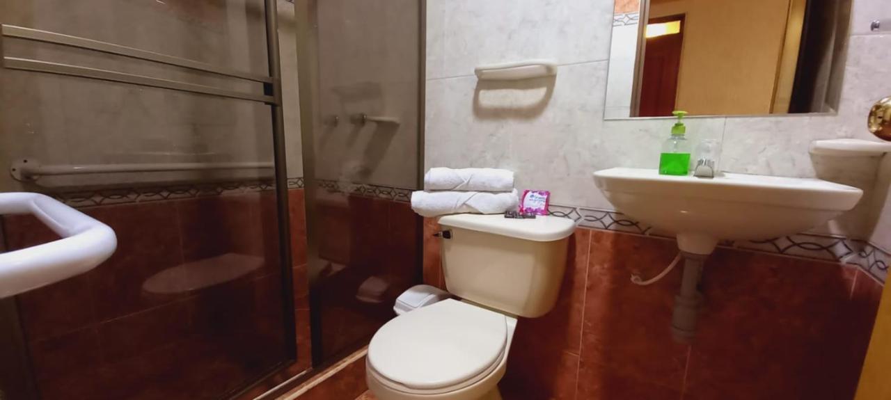 Hoteles Bogota Inn Colonial Экстерьер фото