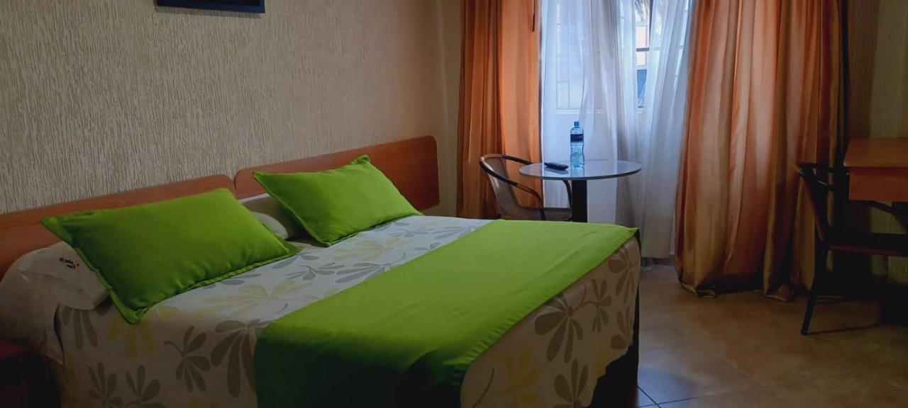 Hoteles Bogota Inn Colonial Экстерьер фото