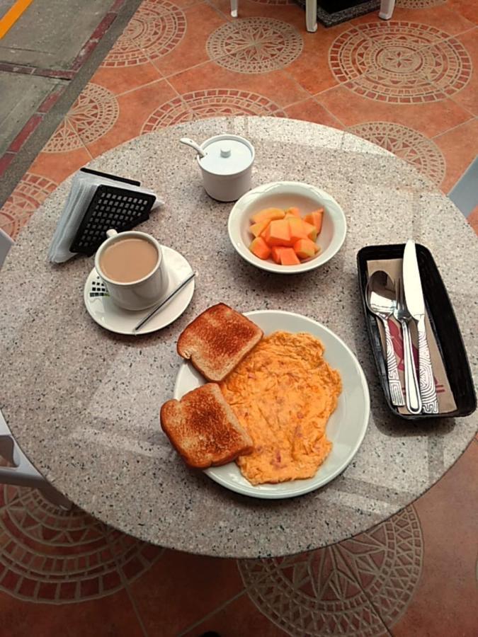Hoteles Bogota Inn Colonial Экстерьер фото